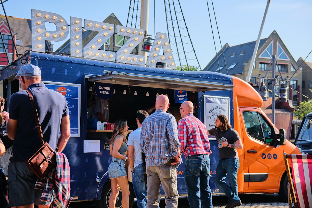 lancer food truck