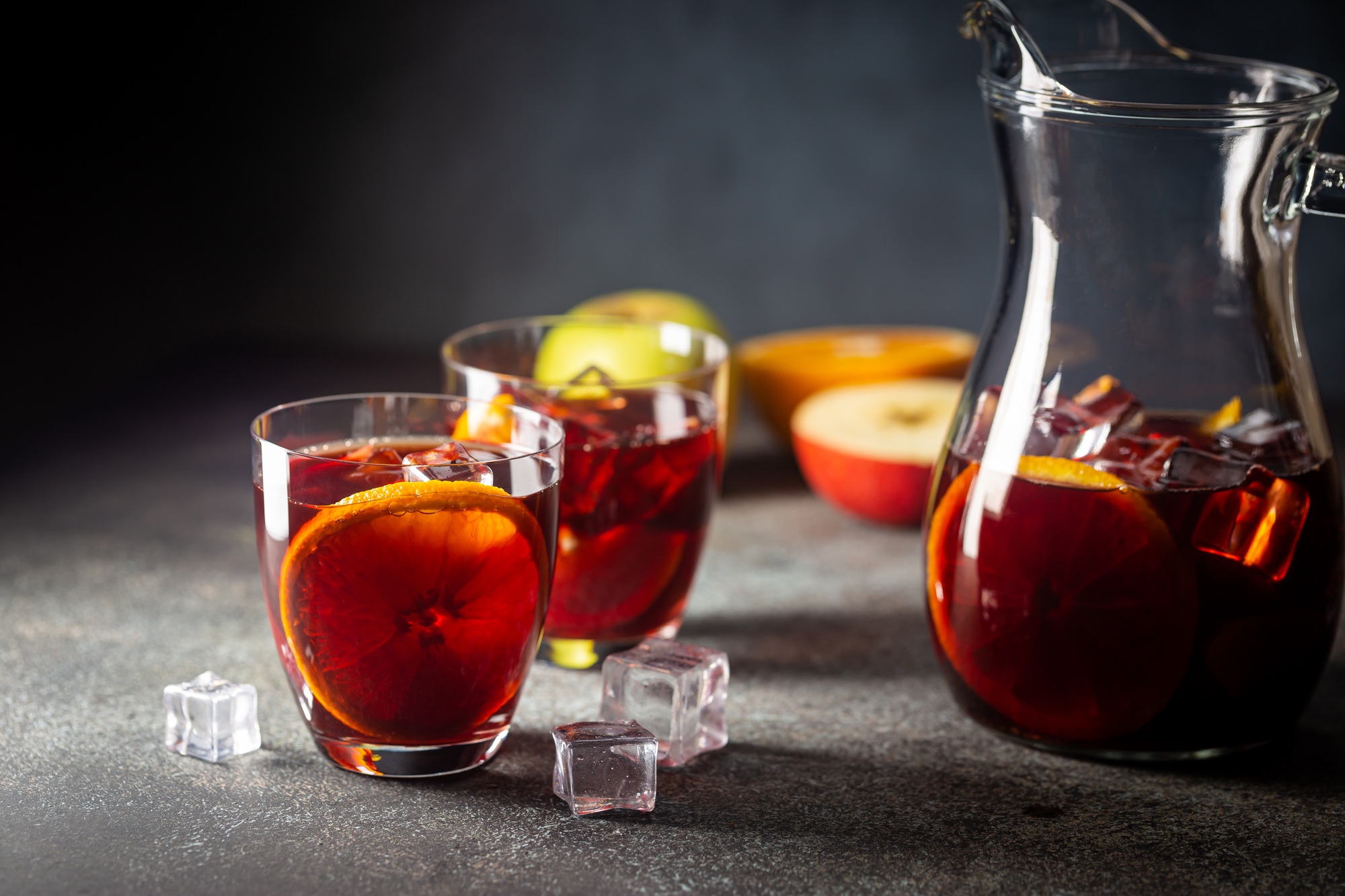Refreshing sangria or punch