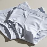 découvrez les slips homme avec doublure renforcée, alliant confort et durabilité pour un maintien optimal tout au long de la journée.