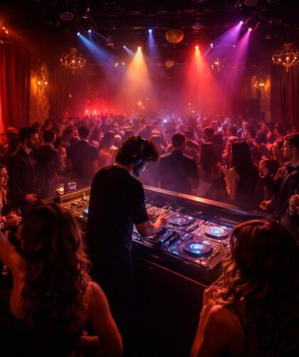 découvrez silencio à paris, une boîte de nuit incroyable, parfaite pour les passionnés de musique en quête d'une expérience unique et immersive.