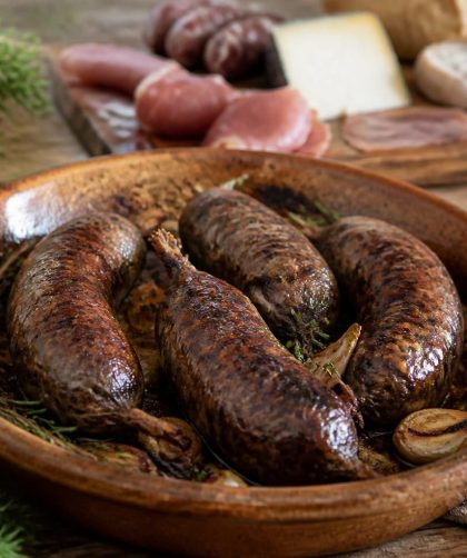 découvrez notre recette au four de la figatelli, une spécialité corse authentique à savourer selon vos envies. facile et délicieuse, elle ravira vos papilles.