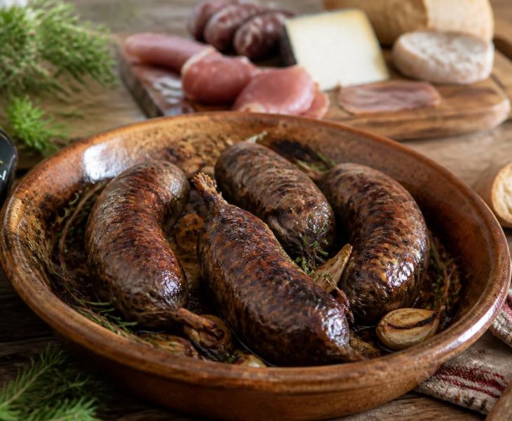 découvrez notre recette au four de la figatelli, une spécialité corse authentique à savourer selon vos envies. facile et délicieuse, elle ravira vos papilles.